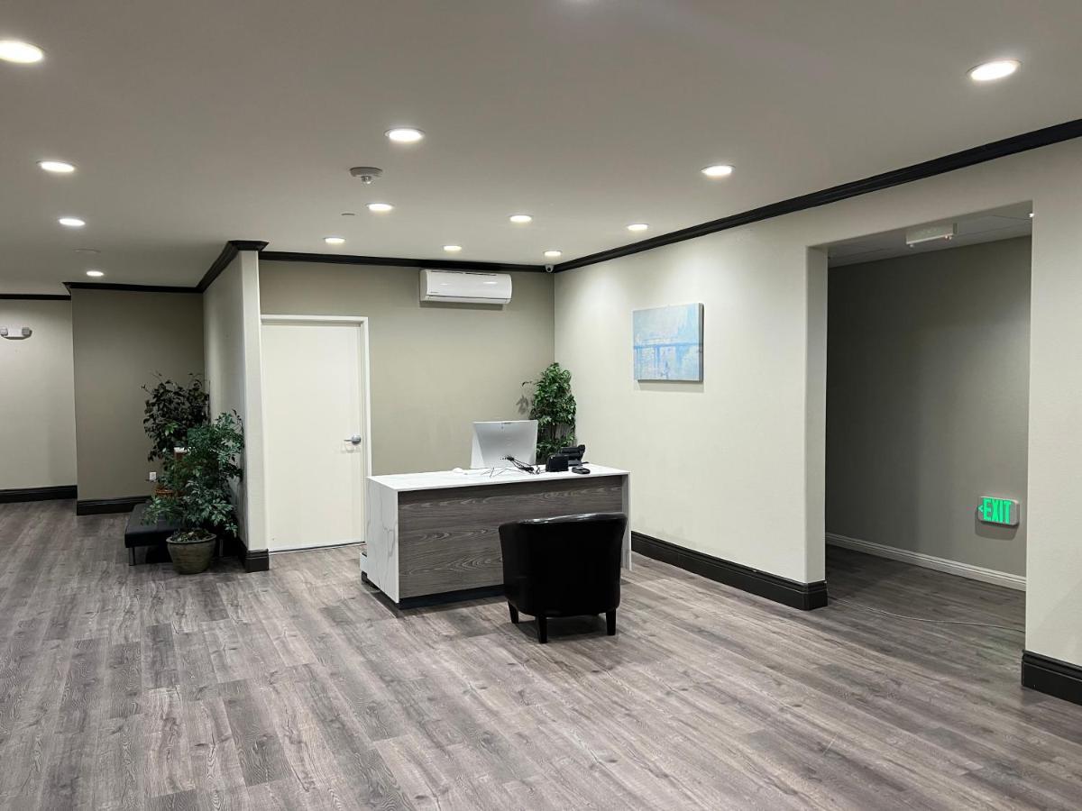 Aspire Inn & Suites Orange Luaran gambar